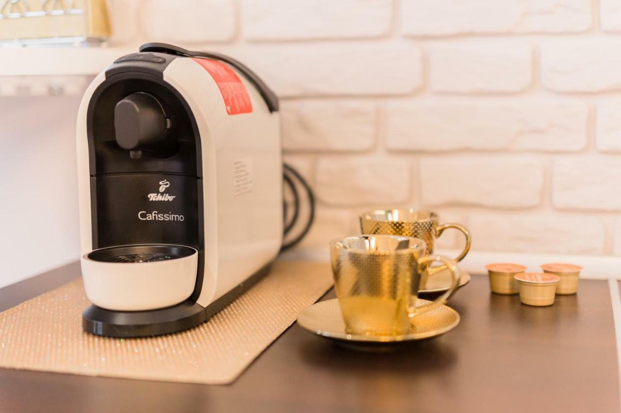 Goldeneye Apartment Center ヴロツワフ エクステリア 写真