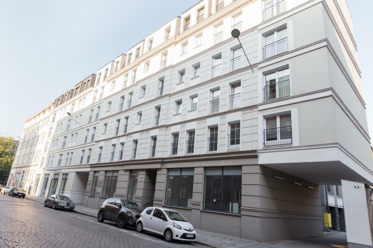 Goldeneye Apartment Center ヴロツワフ エクステリア 写真